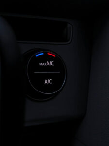 Auto air conditioning service at coastwide service centre
